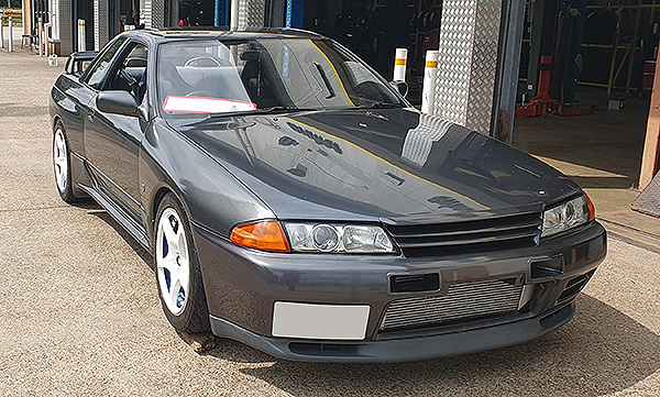 Nissan R33