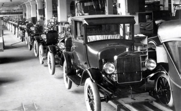 Ford Model T Production line 1908-1927