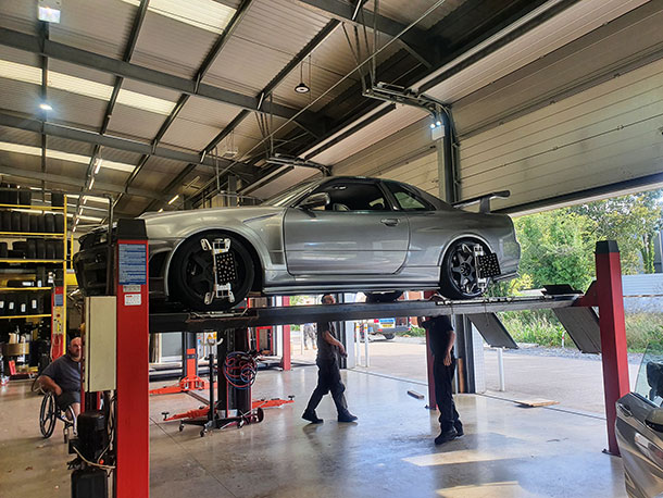 Nissan Skyline R34 GTR V-Spec in for Full Alignment Setup Bush Tyres Spalding