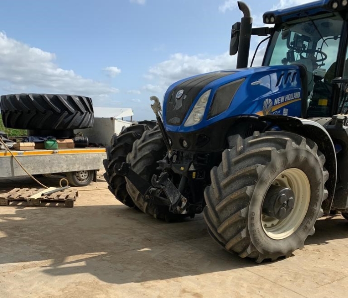 Fitting Stocks Dual Wheels | Bush Tyres | Abbey Tyre Co