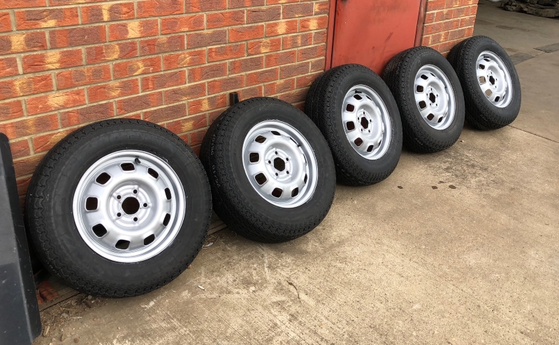 ER/70R15 Dunlop SP Sport tyres fitted to original Reliant Scimitar GTE Ferguson 4WD prototype by Bush Tyres