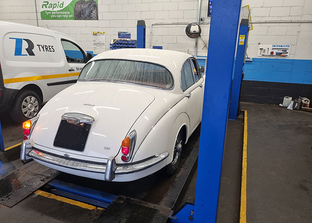 MOT for Classic Car Jaguar Mk II