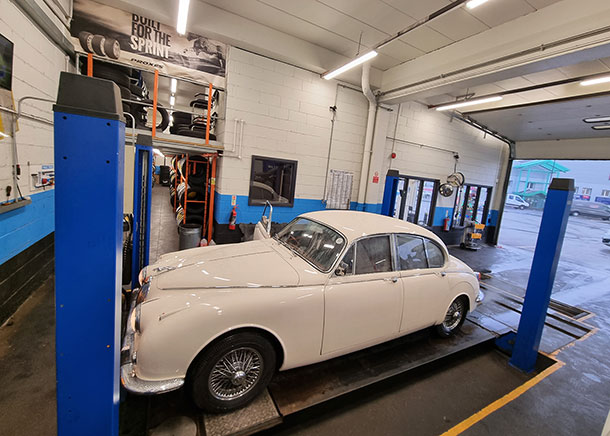 MOT for Classic Car Jaguar Mk II